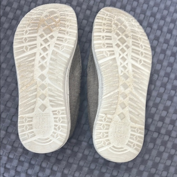 George Earthy Brown Slip-Ons - Picture 3 of 3